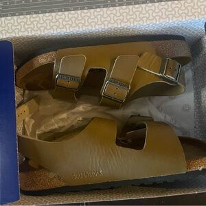 Birkenstock Milano brand new, tried on once size 9 US, 42 European